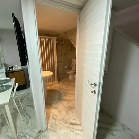 Apartment House Of Totor *