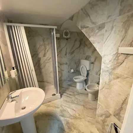 Apartment House Of Totor