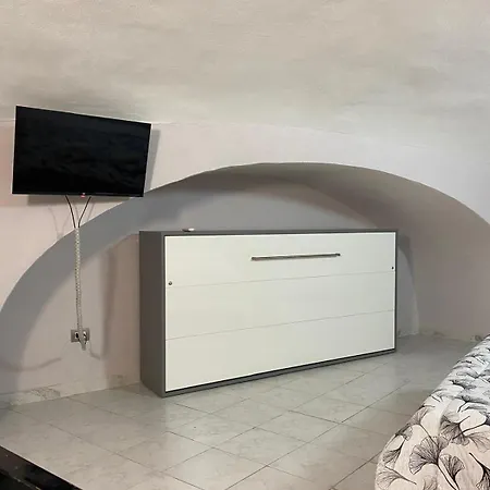 Apartment House Of Totor